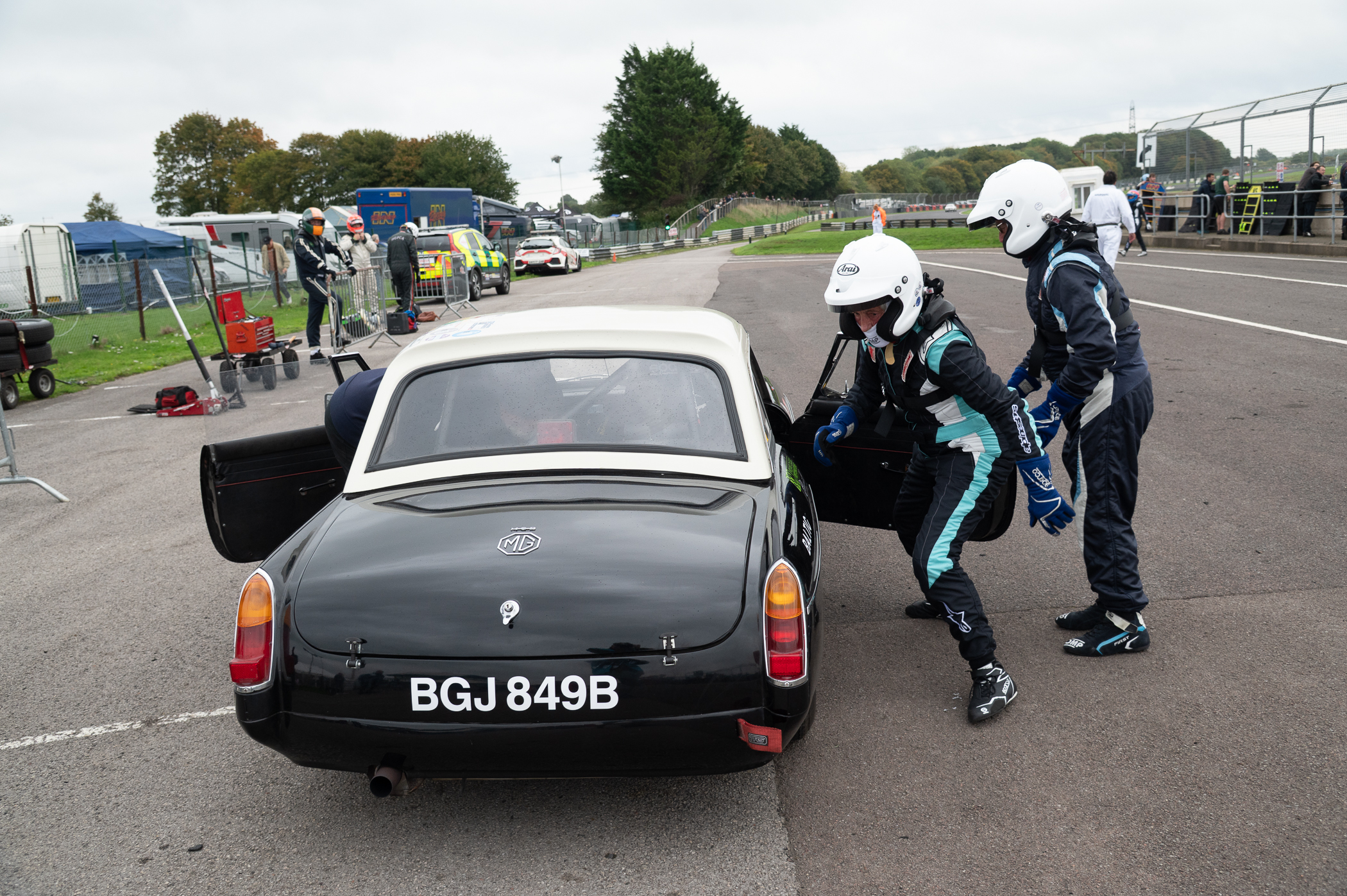 Robart Bruce Racing Autumn Classic Race Weekend - Castle Combe Racing Club