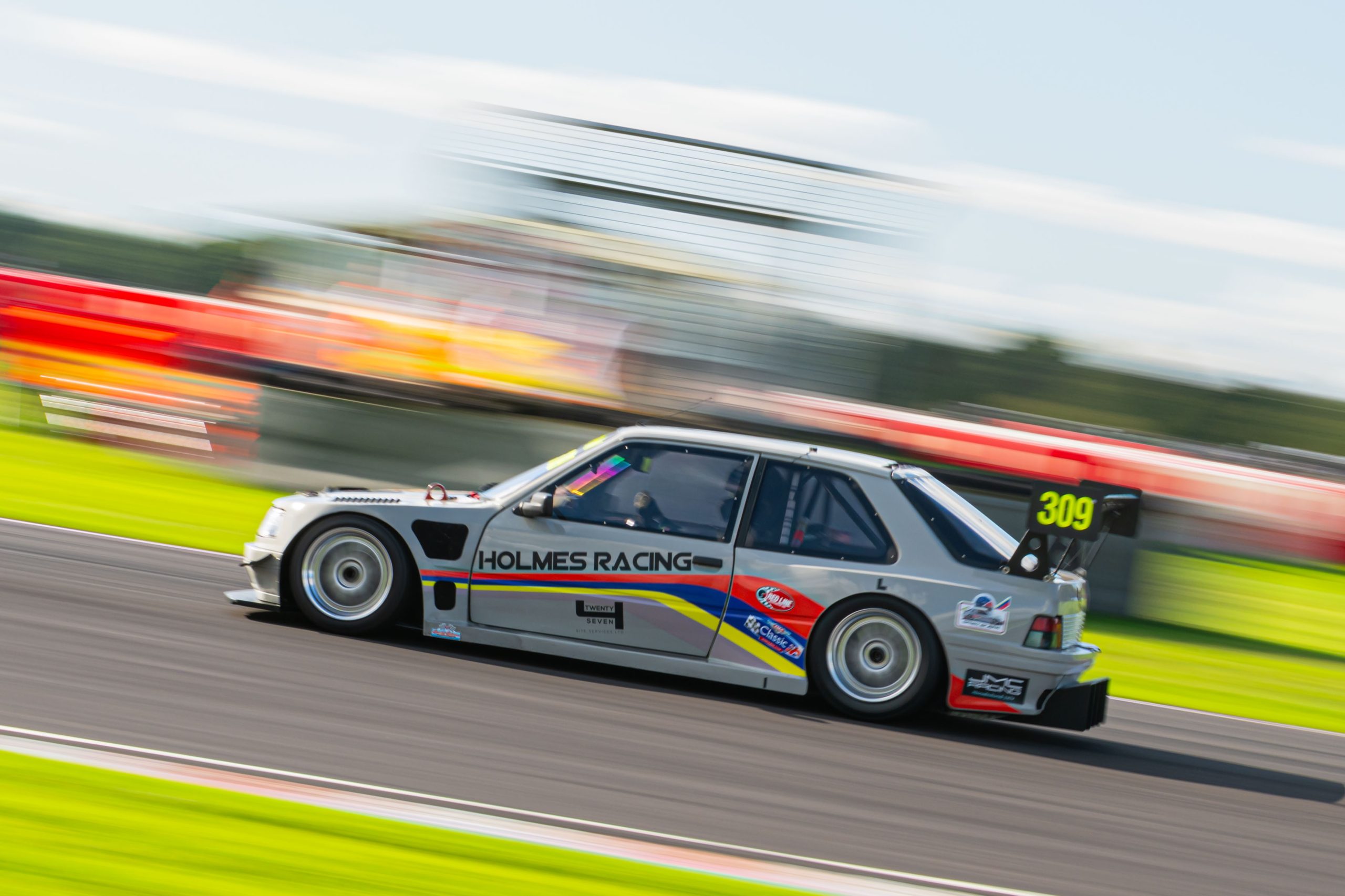 Castel Racking Autumn Classic Race Weekend - Castle Combe Racing Club