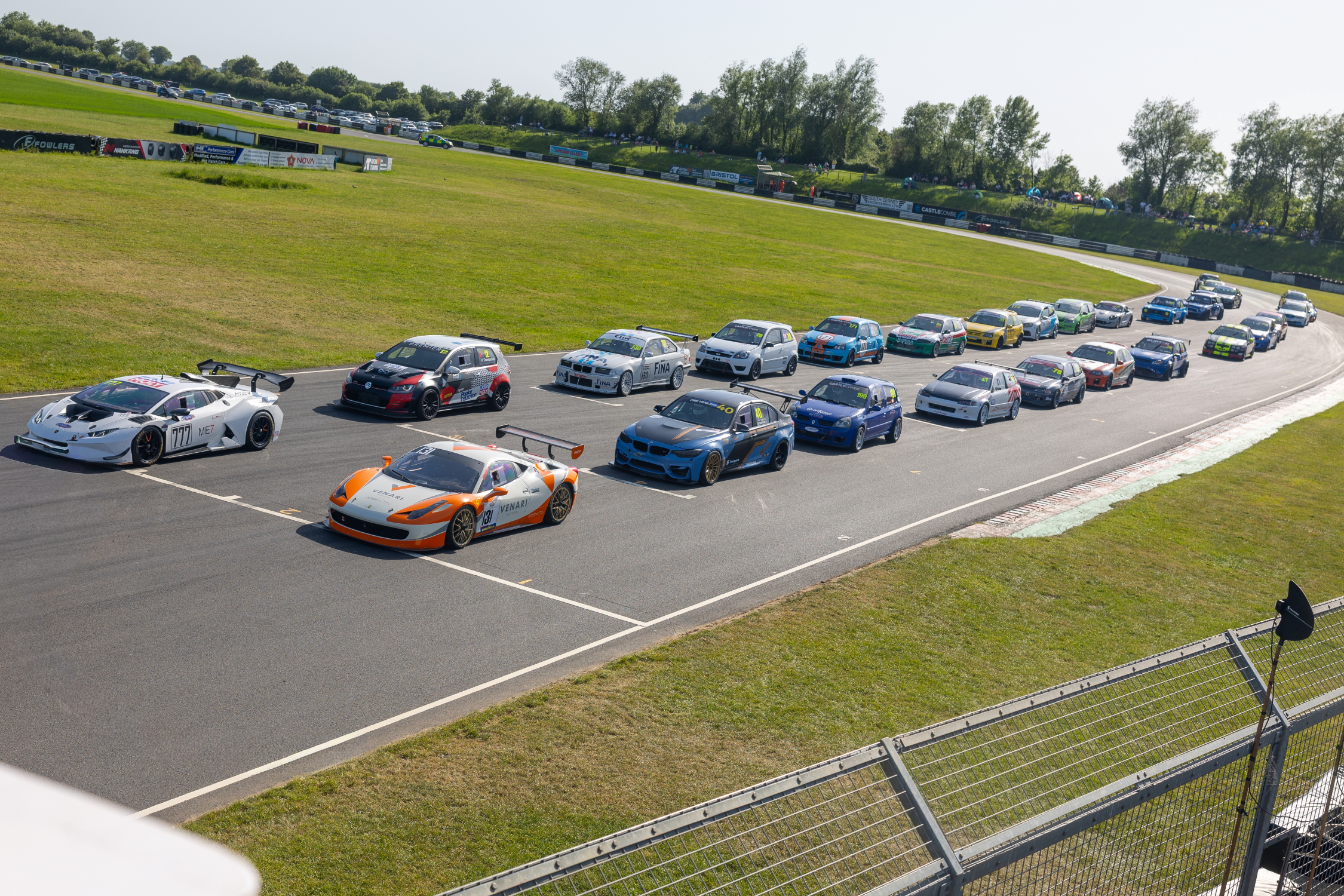 40-minute ‘Castle Combe 100’ confirmed for CCRC’s 31 August Midsummer Mania fixture